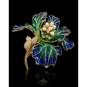 Broșă Graceful Flower