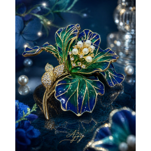 Broșă Graceful Flower