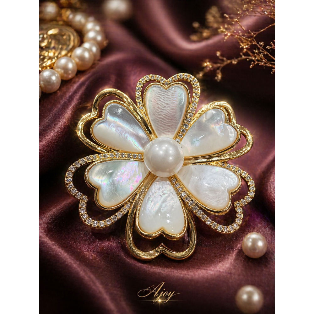 Broșă Floral Touch