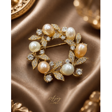 Broșă Royal Pearl Halo