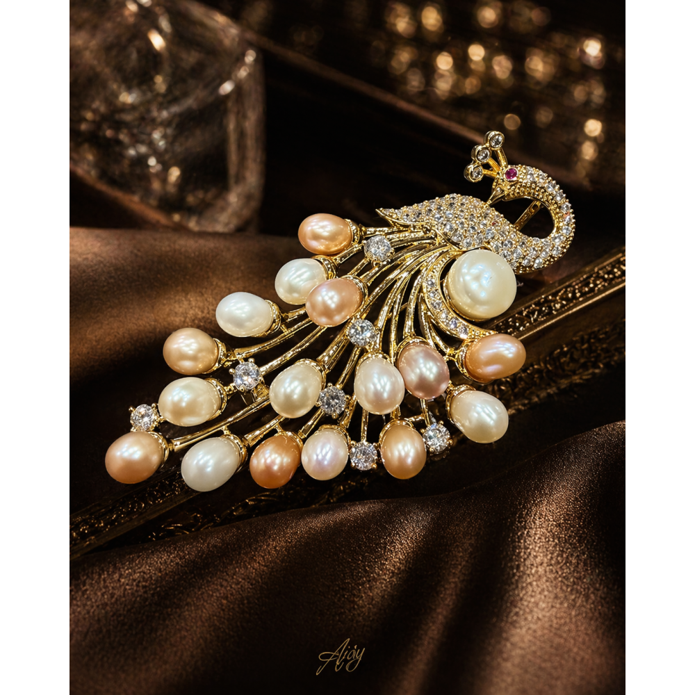 Broșă Pearl Peacock